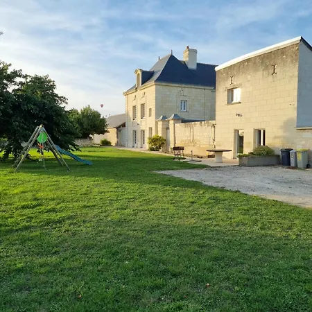 2min De Nyaraló Saumur